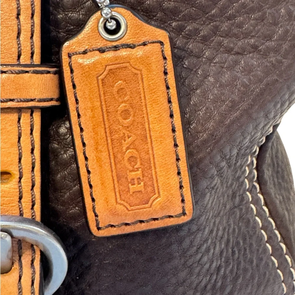 ❌SOLD❌ Coach Chelsea Brown Pebbled Leather Tote - Picture 2 of 11